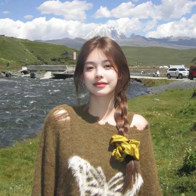 骆驼女孩的沙漠之旅